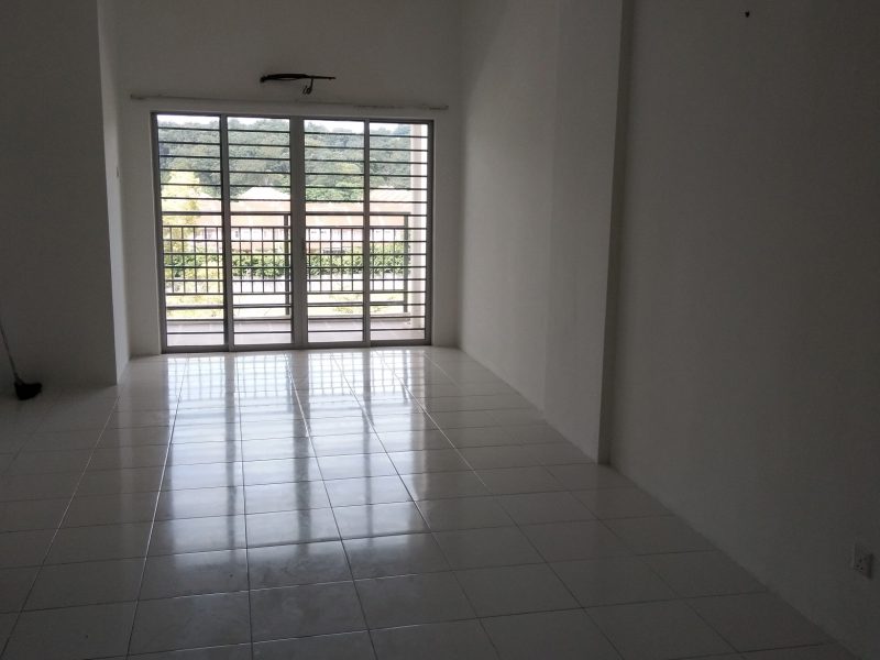 Room To Let @ Suria Residence, Bandar Mahkota Cheras