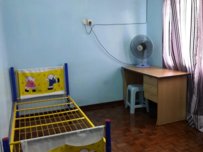 Middle Room for rent located at Taman Eng Ann, Klang