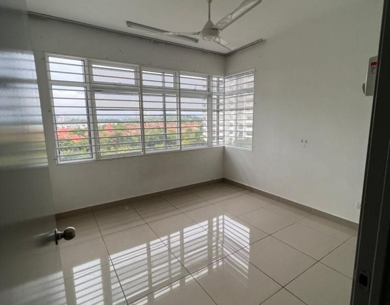 Rent Room Dwiputra Residence Condo