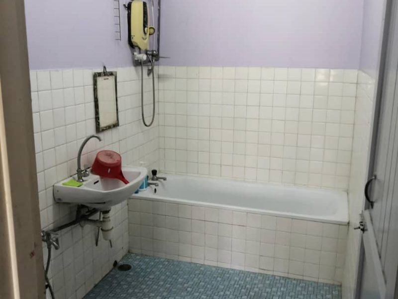 Master Room for rent located at Taman Eng Ann, Klang