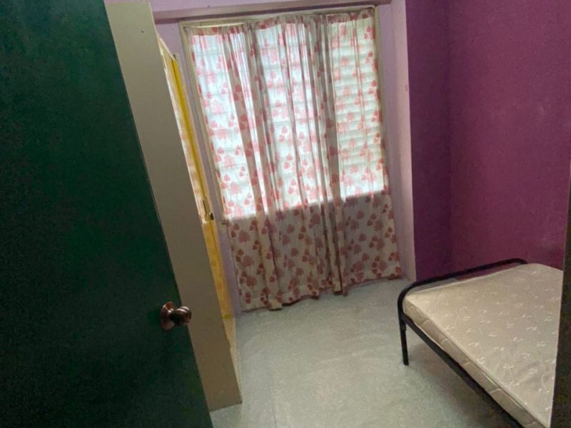 Bilik sewa nilai.. Private Room.. Kemasukan segera..