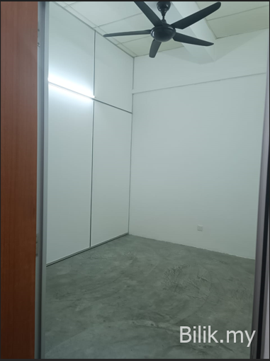 Room for Rent / Office for Rent