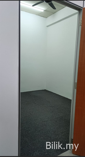 Room for Rent / Office for Rent