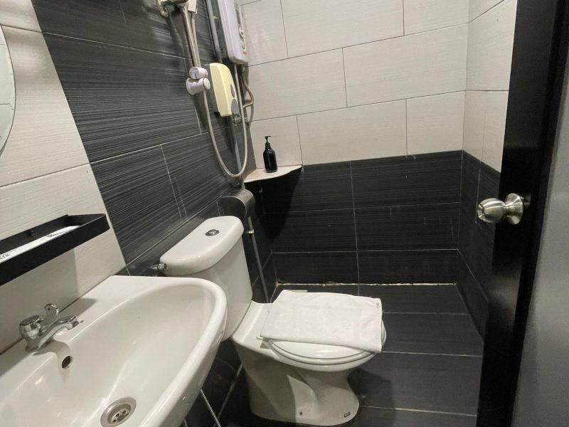 CNY PROMO 10 mins to Sunway Lagoon Room with Private Toilet