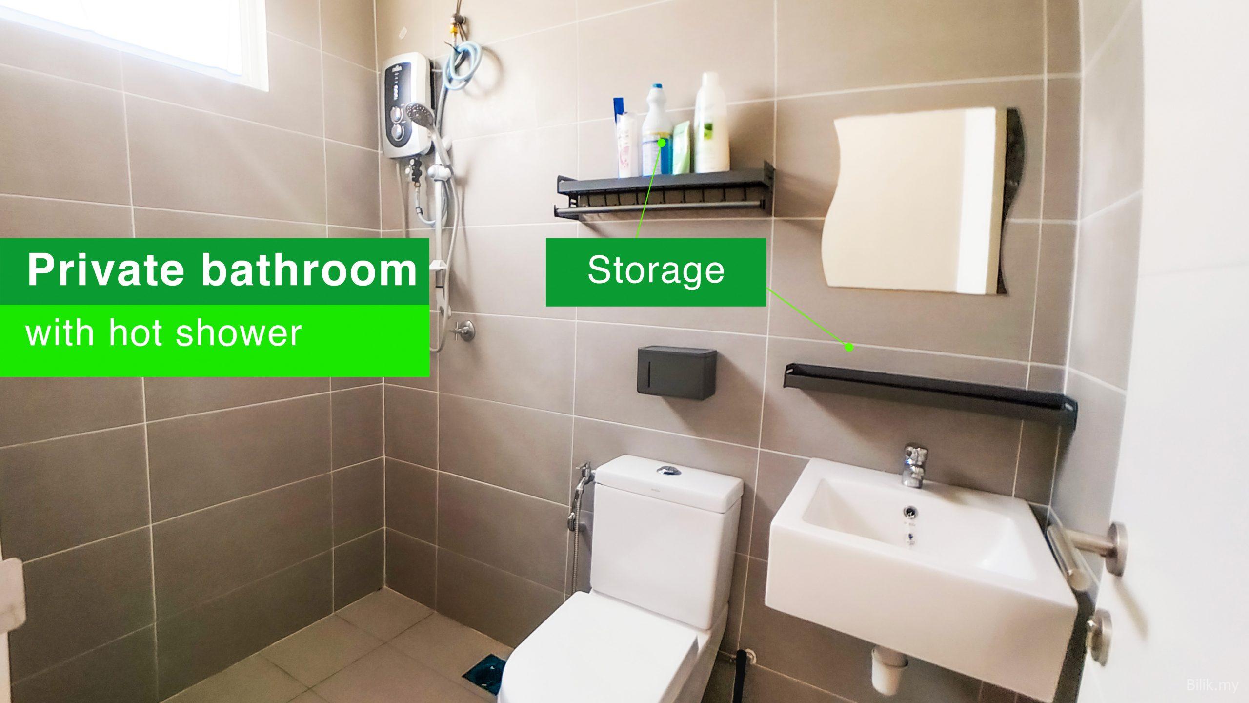 Aircon Middle Room with PRIVATE BATHROOM Sendayan