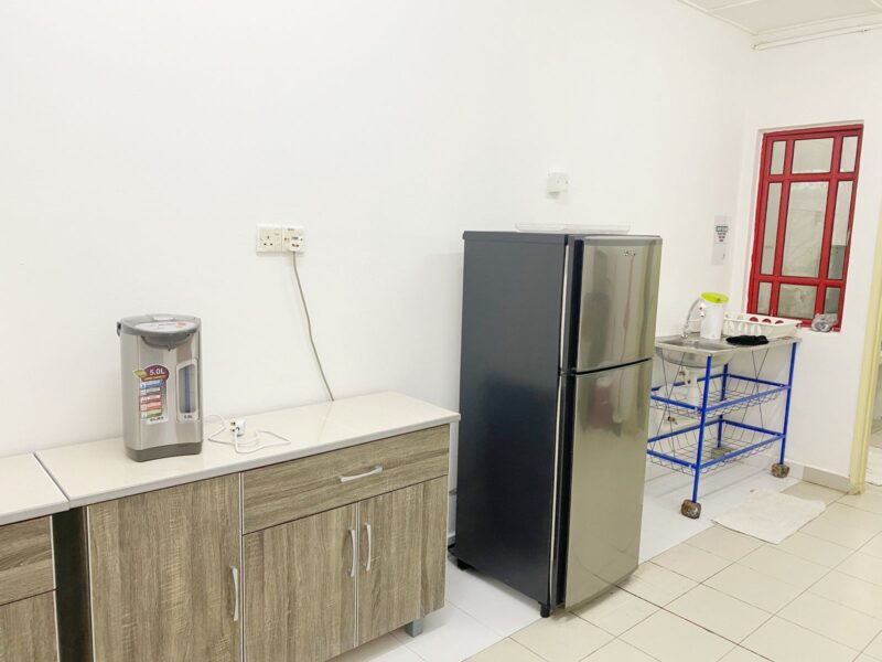 Middle Room for Rent – Taman Wawasan, Puchong Fully Furnished | Walk to SetiaWalk & LRT