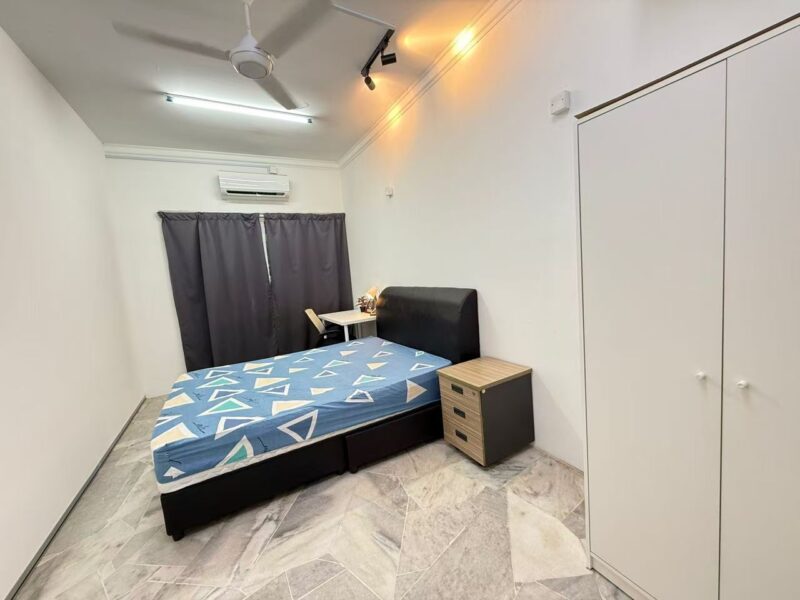 Middle Room for Rent – Taman Wawasan, Puchong Fully Furnished | Walk to SetiaWalk & LRT