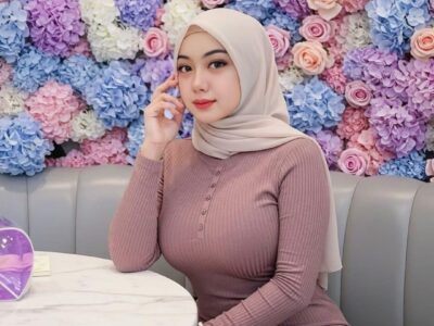 A WEALTHY SUGAR MUMMY & DADDY ANYONE INTERESTED SHOULD CONTACT SUGAR MUMMY