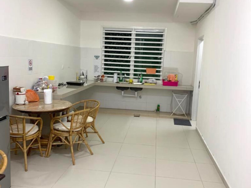 Fully Furnished Muddle Room Attached Bathroom in Bandar Sri Sendayan