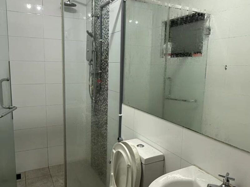 Fully Furnished Room in Taman Mas Puchong(D’aman residence)