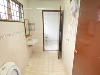 Near IOI MALL Puchong Fully Furnished Middle Room