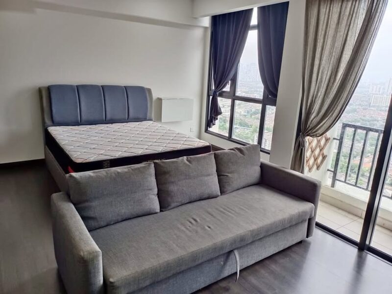 Fully Furnished Studio Room For Rent