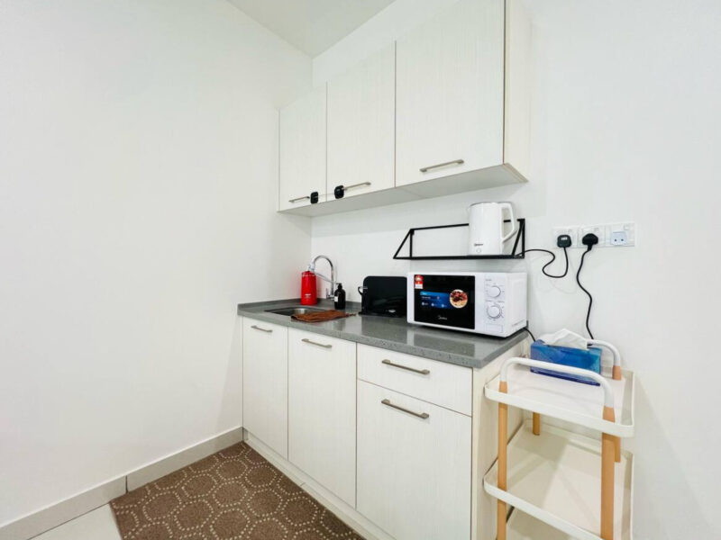 FULLY FURNISHED STUDIO ROOM FOR RENT