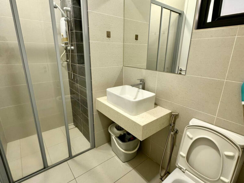 FULLY FURNISHED STUDIO ROOM FOR RENT
