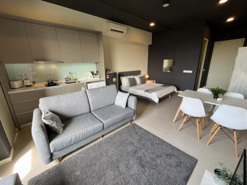 FULLY FURNISHED STUDIO ROOM