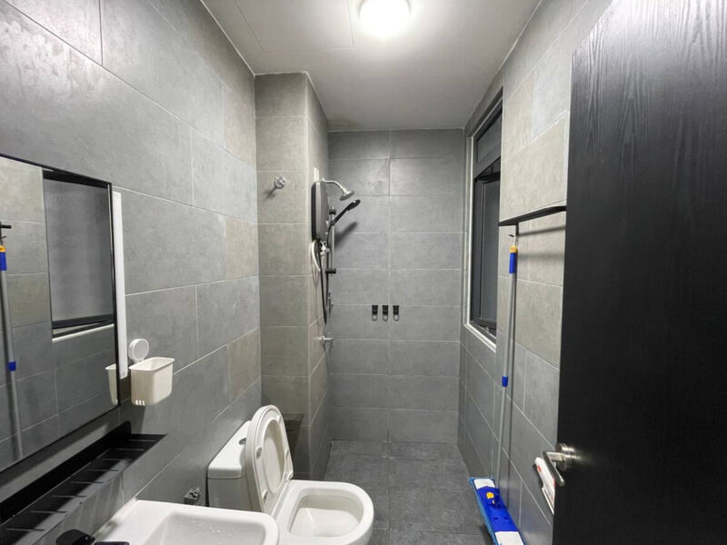 Studio unit for rent