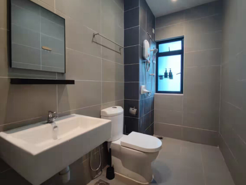 Studio unit for rent