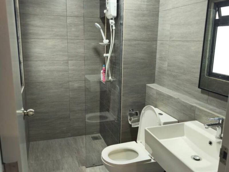 Studio unit for rent