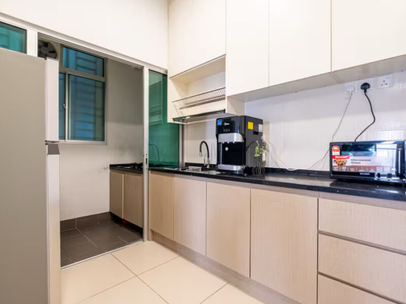 Studio until for rent