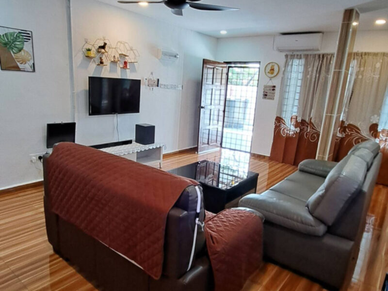 Studio unit for rent