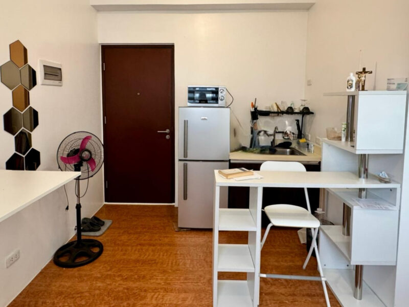 A studio room for Rent