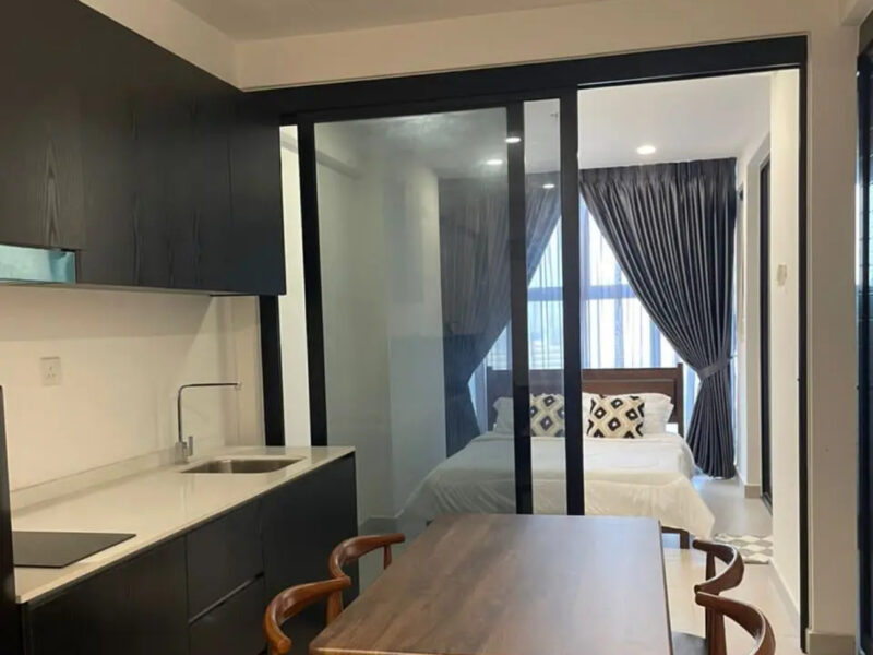 A studio Room for Rent with private bathroom