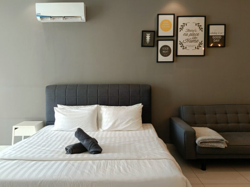 A Studio room with a private bathroom for rent