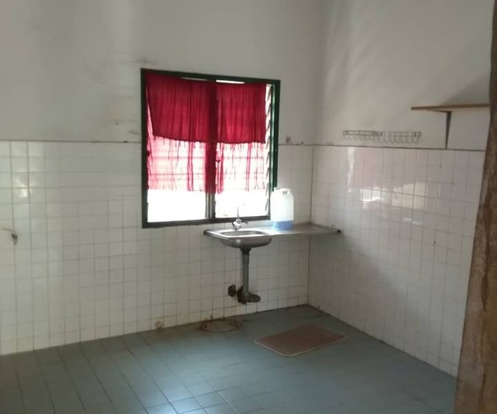 Basic unit 2 Story landed house at Kajang
