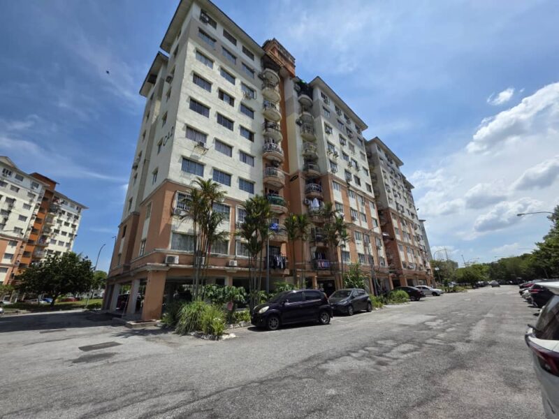 Condominium For Rent