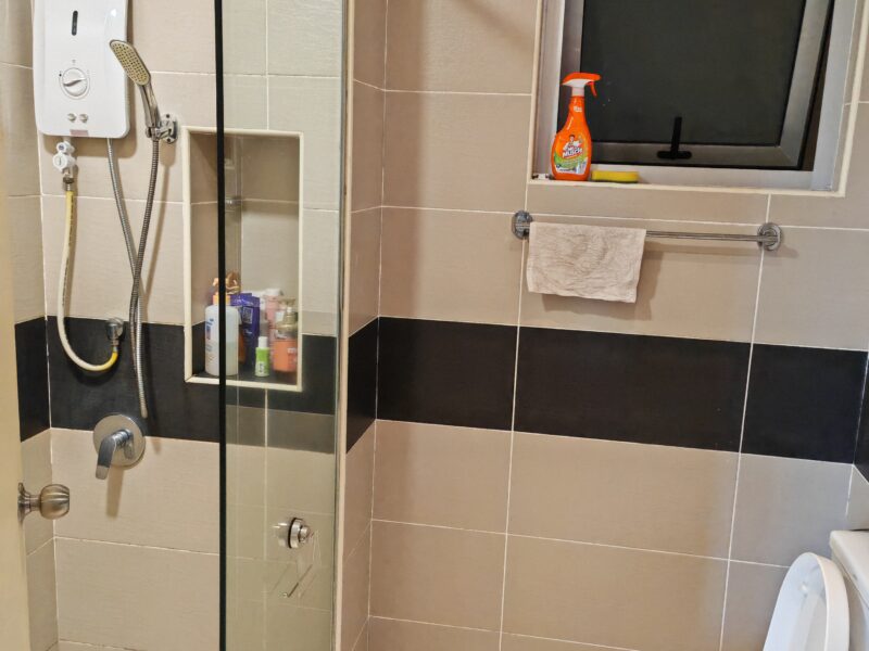 Bedroom for lady only at Saville Cheras Condo linked to Sri Raya MRT Station