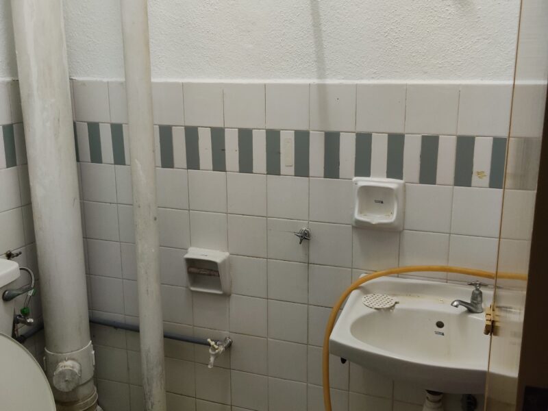 jambul view apartment penang ada bilik medium room sewa rm450,sila call ken 01137211389 t.q.