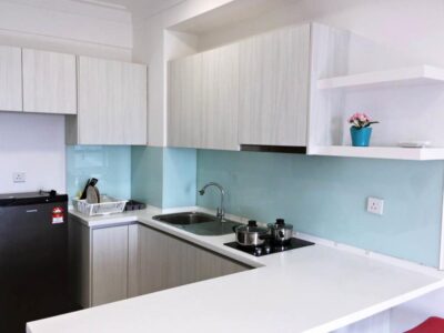 Fully Furnished Middle Room With Private bathroom