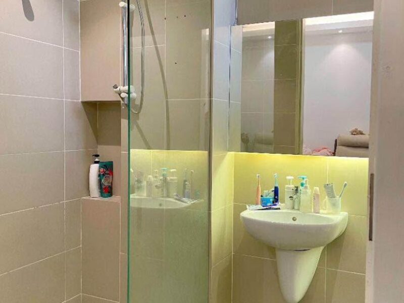 Fully furnished studio