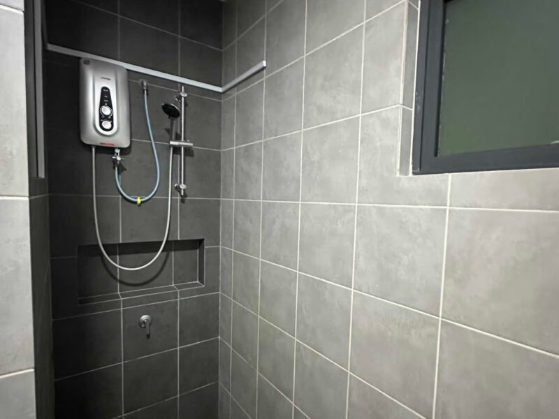 A Fully Furnished Single Room