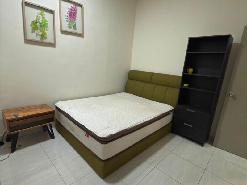 Fully furnished studio at Pinnacle Sri Petaling Condominium