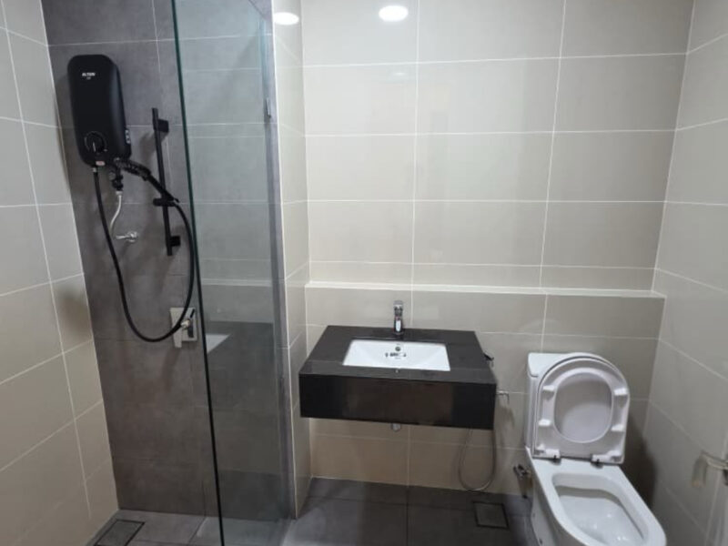 Fully furnished studio at Tropicana Bay Residences,