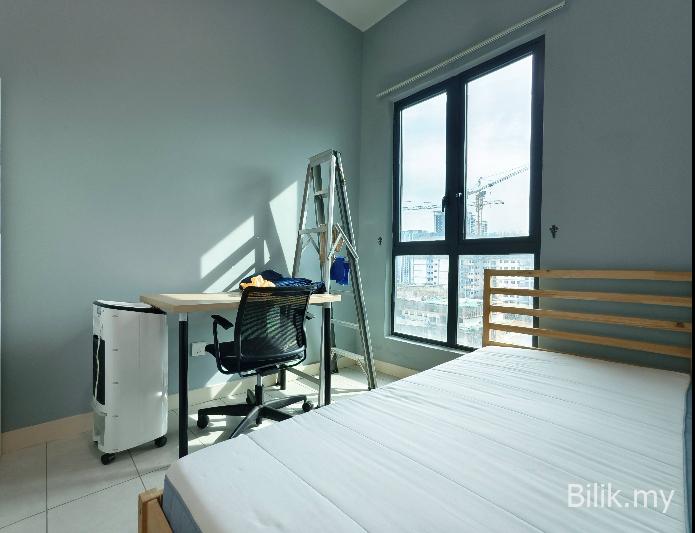 Fully Furnished Studio