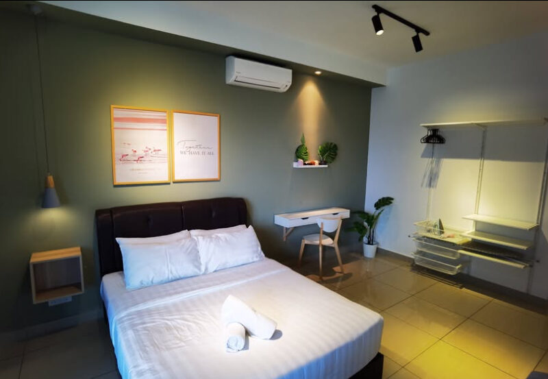 Fully furnished studio