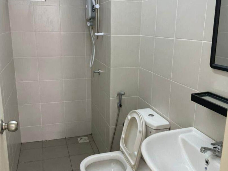 Fully furnished studio