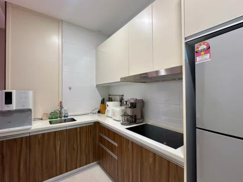 A Fully Furnished Single Room For Rent