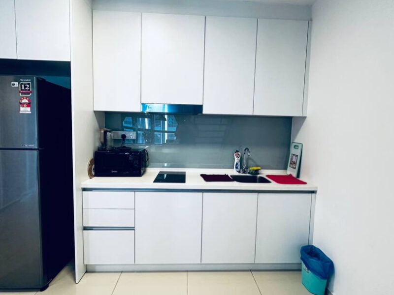 A Fully Furnished Single Room For Rent