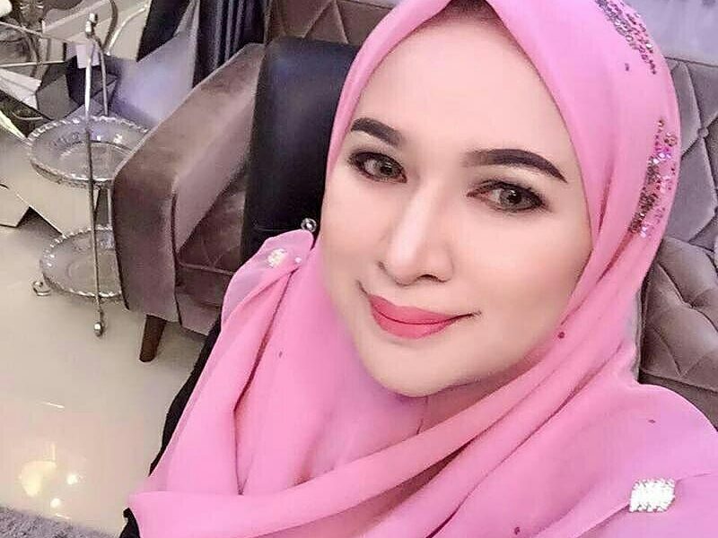 Sugar Mummy Connection