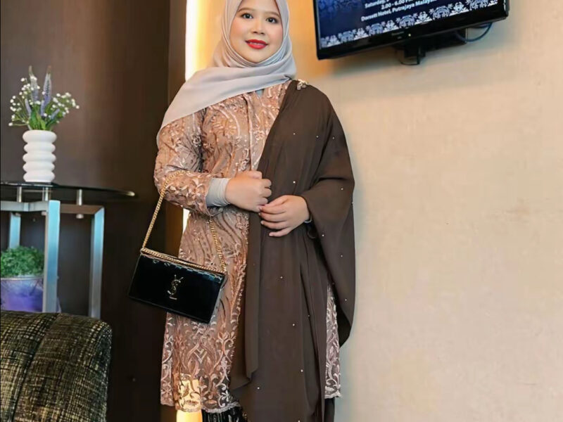 ME & MY SUGAR MUMMY IN MALAYSIA