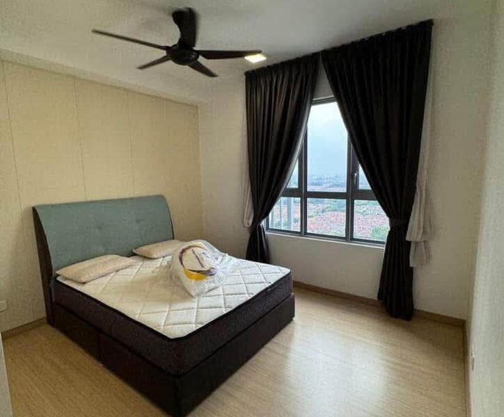 Fully furnished studio unit