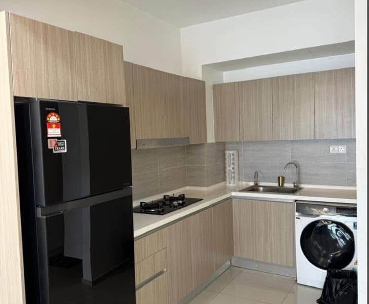 Fully furnished studio unit