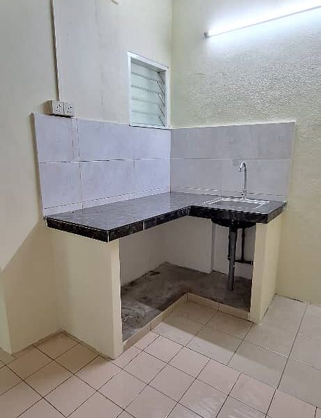 House To Rent in Rosana Villa Apartment, Taman Putra Perdana, Puchong.