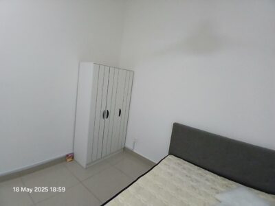 Cyberjaya/ Bukit Puchong Medium Room For Rent (Female Unit)
