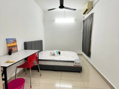 Female Unit Near Mrt Kota Damansara Medium Room
