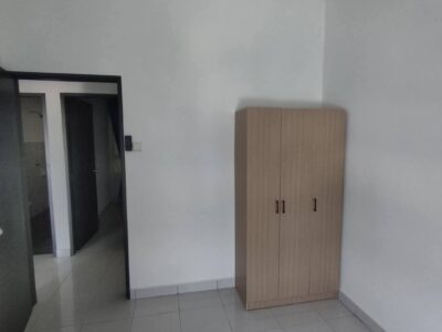 Bilik Sewa Lelaki Luas dan Selesa (Termasuk parking kereta)