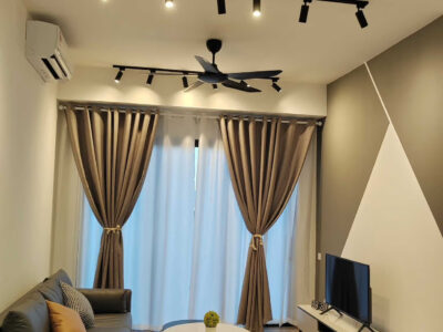 Well Furnished Studio For Rent @ The Straits View Condominium